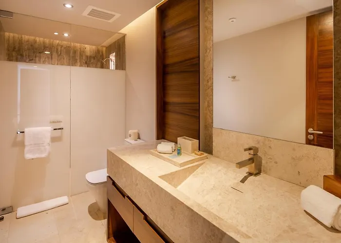 The Club At Solaz Luxury 4*
