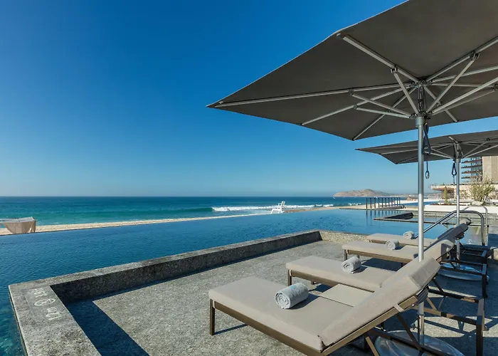 Resort The Club At Solaz Luxury